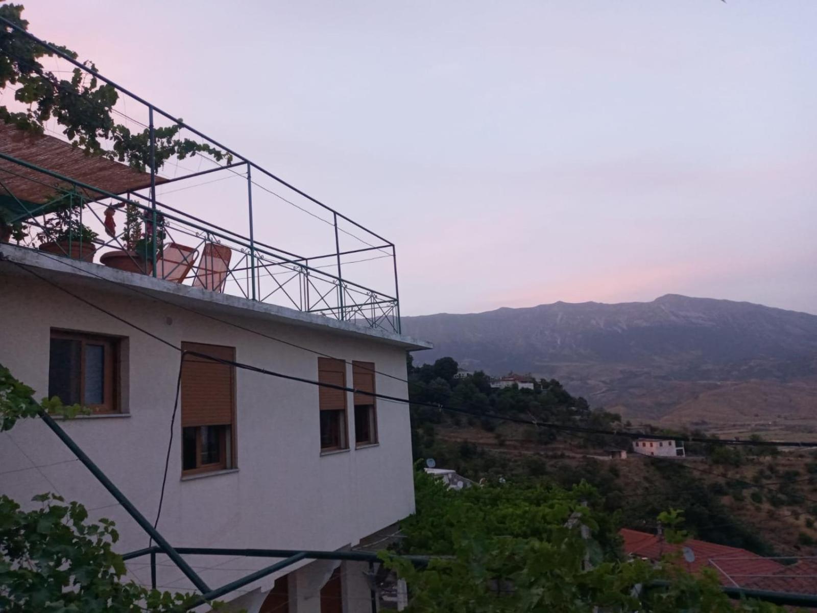 Relax Camping Gjirokaster Exterior photo